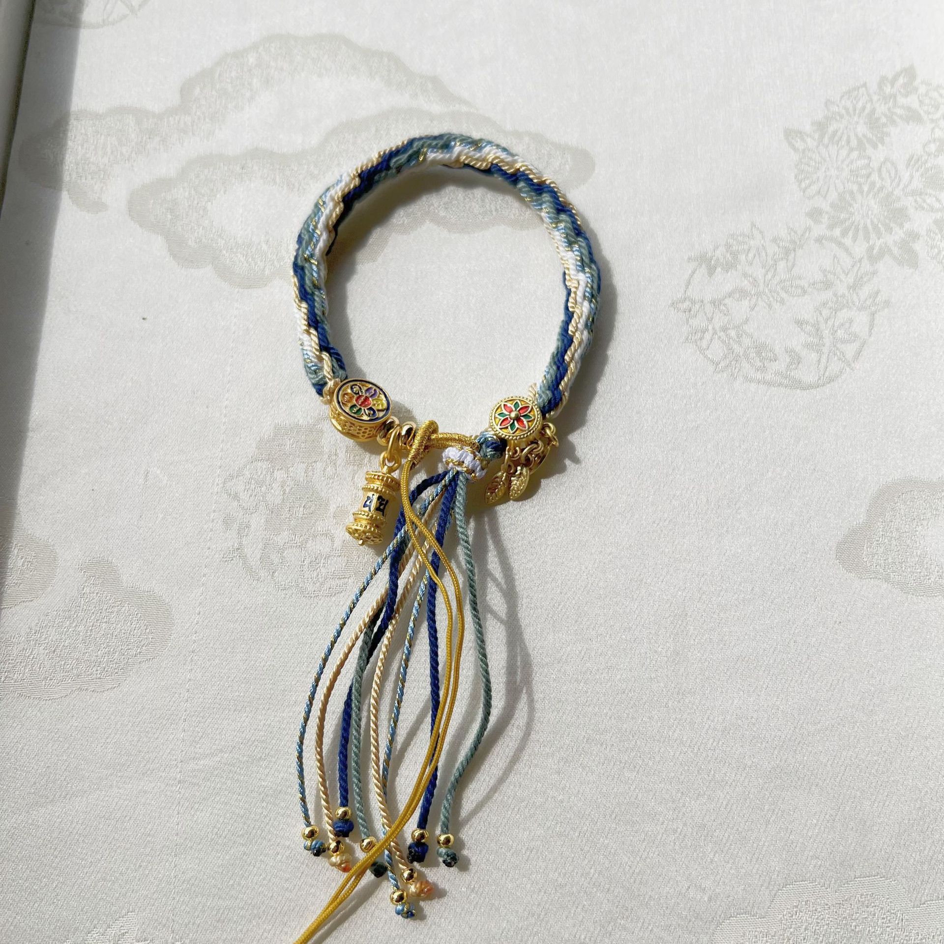 Mano tejida estilo Xizango mano cuerda zachilam mano cuerda verde madre cinco maestro thangka pulsera Xizanga mano cuerda regalo femenino