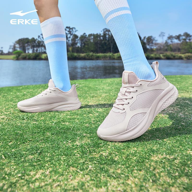 Feather Running Shoes丨Hongxing Erke Summer Mesh Breathable Sports Shoes Women's Mother's Shoes Shock-Absorbing Non-Slip Women's Shoes