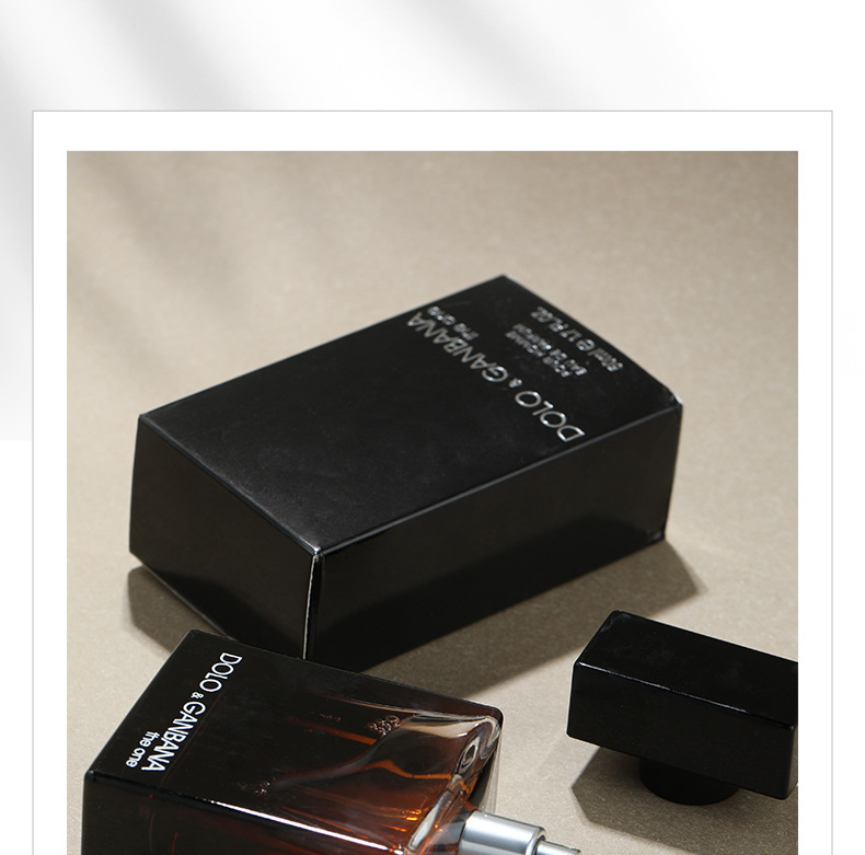 The new "Only Me" men's perfume from Xiaocheng Yixiang features a woody scent that lingers for a long time. Cross-border export, wholesale of perfumes for Vietnam undefined