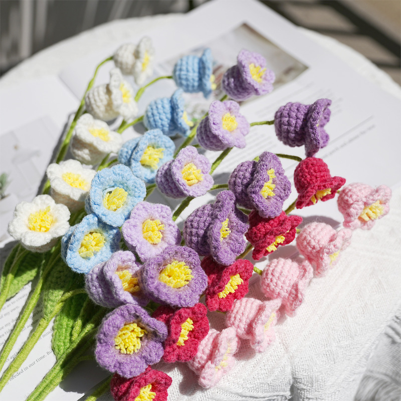 スズランの花束完成品手編みニットウール5頭造花バレンタインデー造花ガールフレンドインオーナメント用|undefined