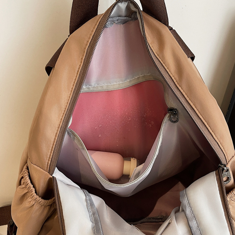 2025 multifuncional simple casual mujer sensación de alto nivel salvaje mochila de viaje de gran capacidad bolso de hombro de mujer multiusos