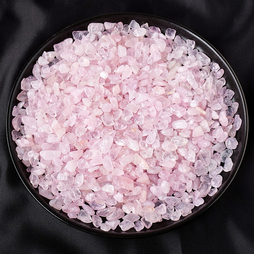 Natural hibiscus crystal powder crystal raw stone gravel pink crystal conformable fish tank flower pot for Buddha demagnetization raw stone gravel wholesale