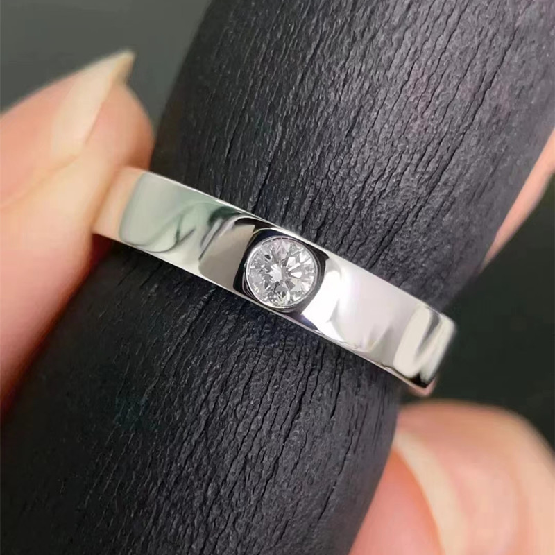 Wedding, Engagement Occasion 925 Sterling Silver Material Round Pattern 0.3ct 925 Sterling Silver Moissanite Round Rings Colorless(DEF) Moissanite Rings GRA Certificate