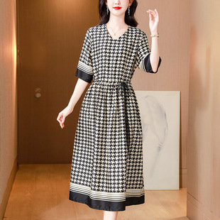 Mother's Day Mother Silk dress Women 24 New Style Elegant Mulberry Silk Mid-length Skirt Middle-aged and Elderly Women's Summer Dress