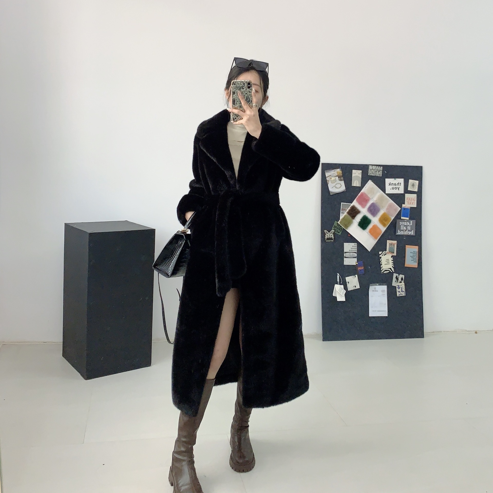 Dámské oblečení podzimní a zimní nové ekologické kožešinové norkové kožešinové leopardí vzor prodloužené velké velikosti dámské oblečení_voghion.com