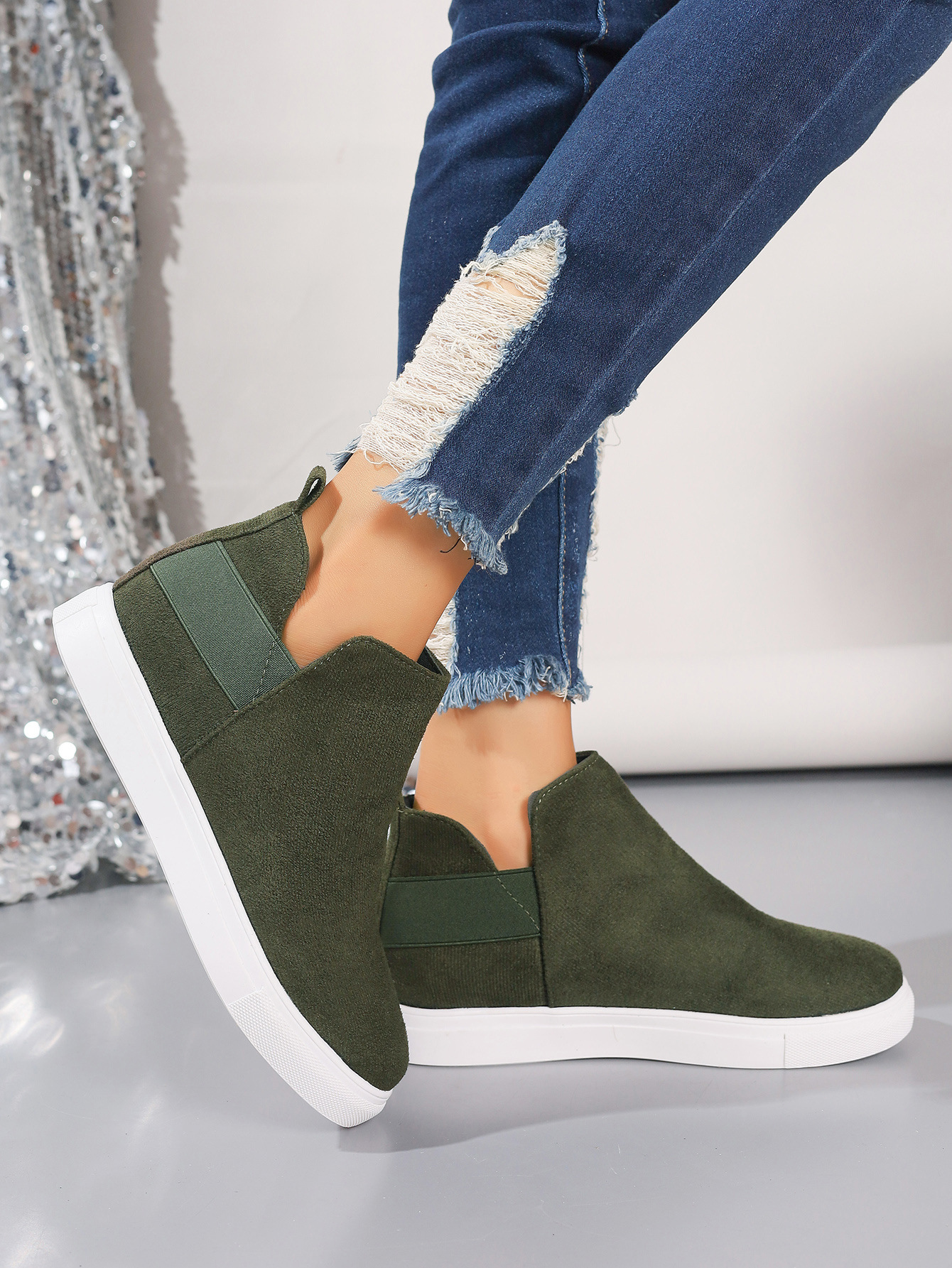 Large size women's shoes flat inside increase elastic casual sports shoes flat single shoes_voghion.com