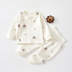 赤ちゃんの秋の服の秋のズボンの分体のスーツの新生児の下着のカバーの骨のない純粋な綿の赤ちゃんの分体の服の秋冬は底を打ちます