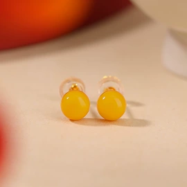 耳钉;戒指;吊坠