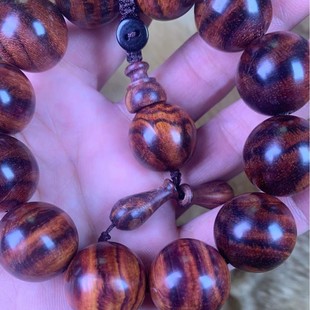 ���ں����S�����ִ����������Ͻ��仢Ƥ���y20��ʿ����������l