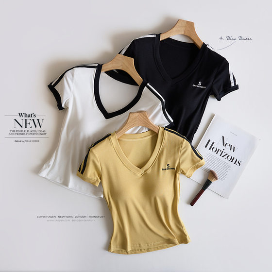 Short-sleeved T-shirt New Women with Chest Pad Slim-fit All-match V-neck Spice Girl Top Wear-free Bra Design Sense Half-sleeved 2025