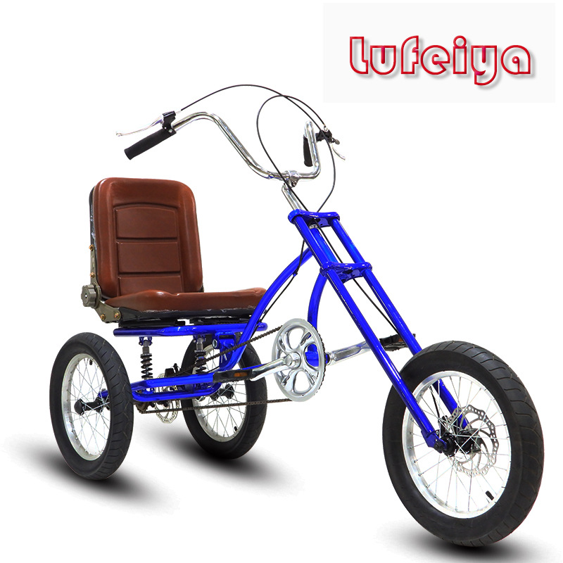 Three-wheeled bike pedalled