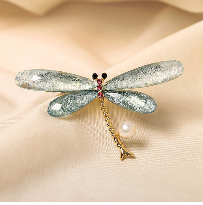Freshwater pearl temperament fashion corsage new blue dragonfly elegant brooch fixed clothes to prevent exposure_voghion.com