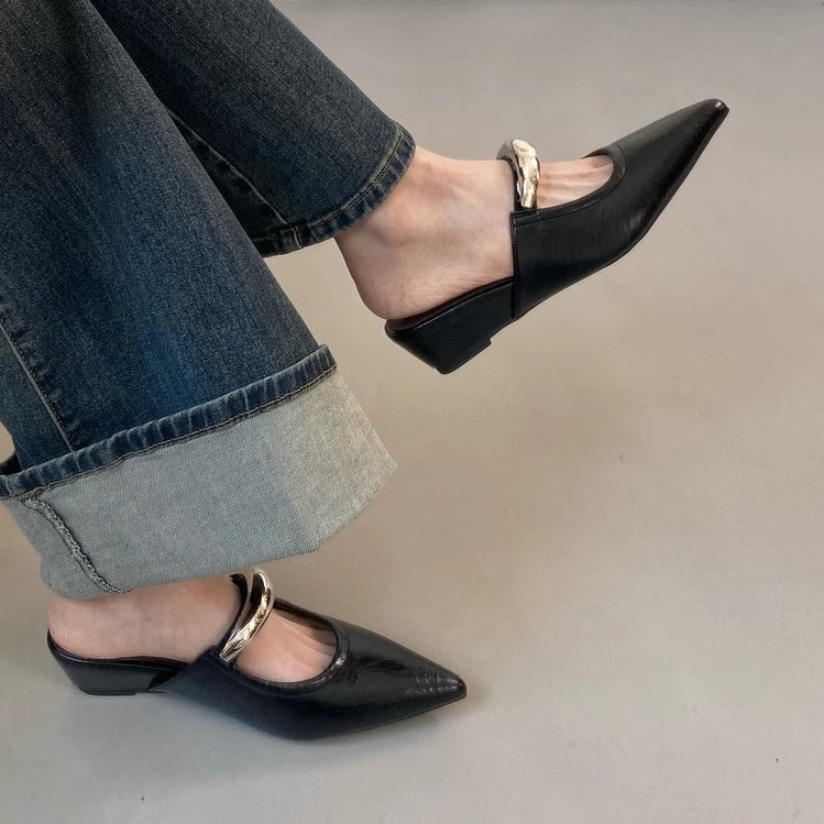 Elegant slippers pointed-toe with a strap wedge heel platform