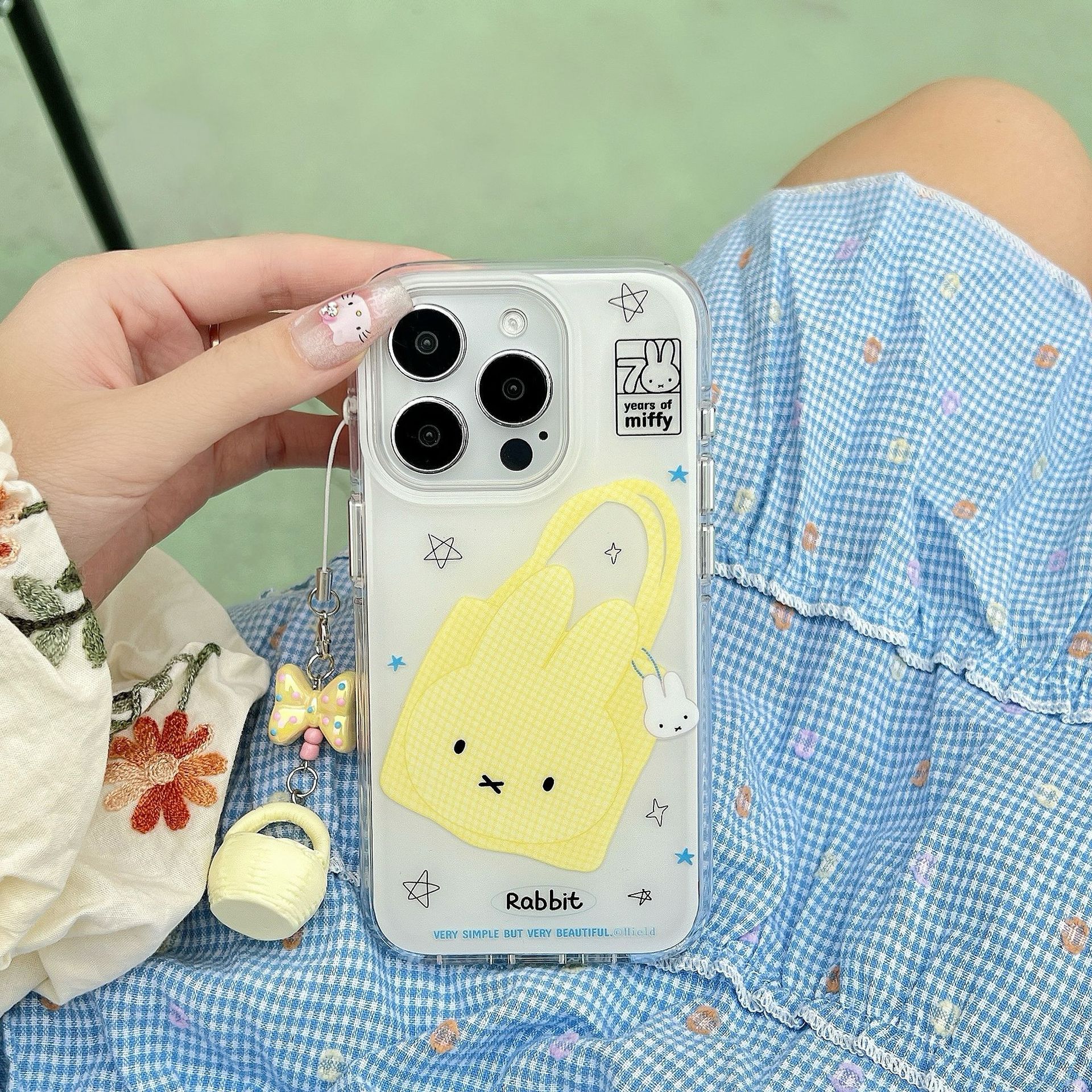 Cartoon lindo bolso conejito para Apple 15/16 funda para teléfono móvil 14ProMax personalidad 13 femenino 15Pro/16P