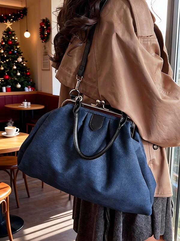 Nube bolsos lindos bolsos de bolso de bolso para mujeres 2026 nuevo estilo simple de moda casual inclinado bolso de transporte