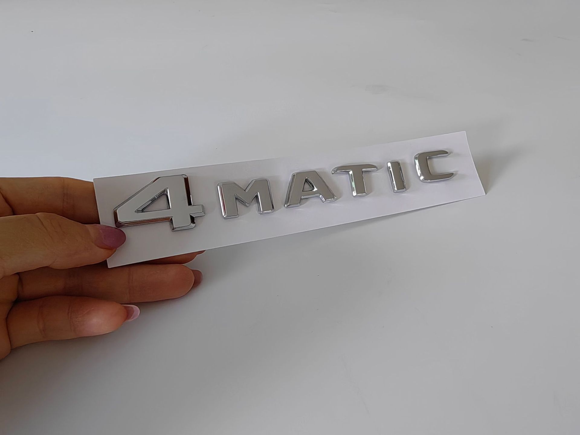 Mercedes-Benz car logo rear emblem sticker E/C-Class E300L/GLC/GLE/AMG/260L number letter emblem in English
