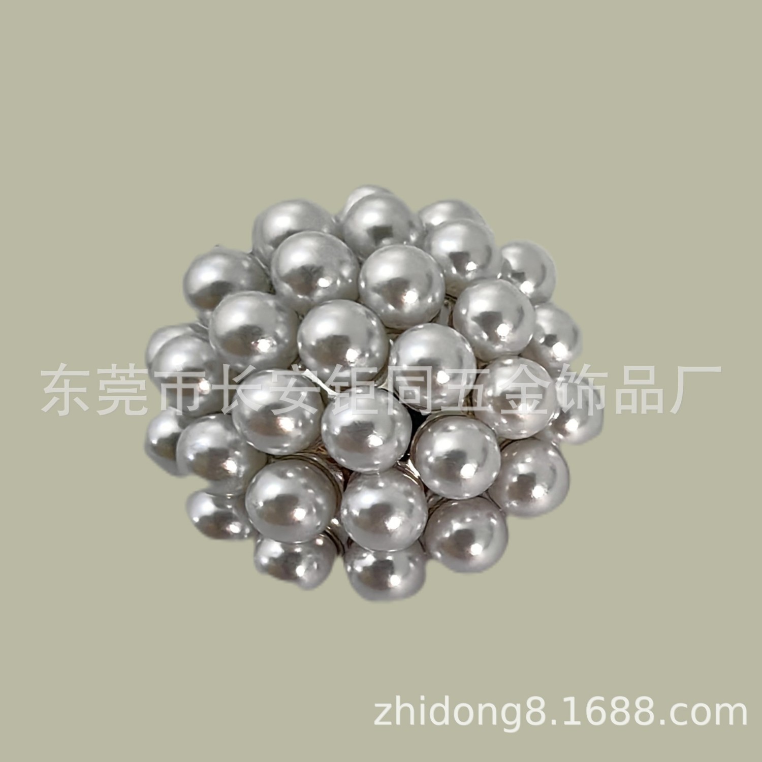 合金珍珠钮扣  水钻合金钮扣  铸铜镶锆石钮扣