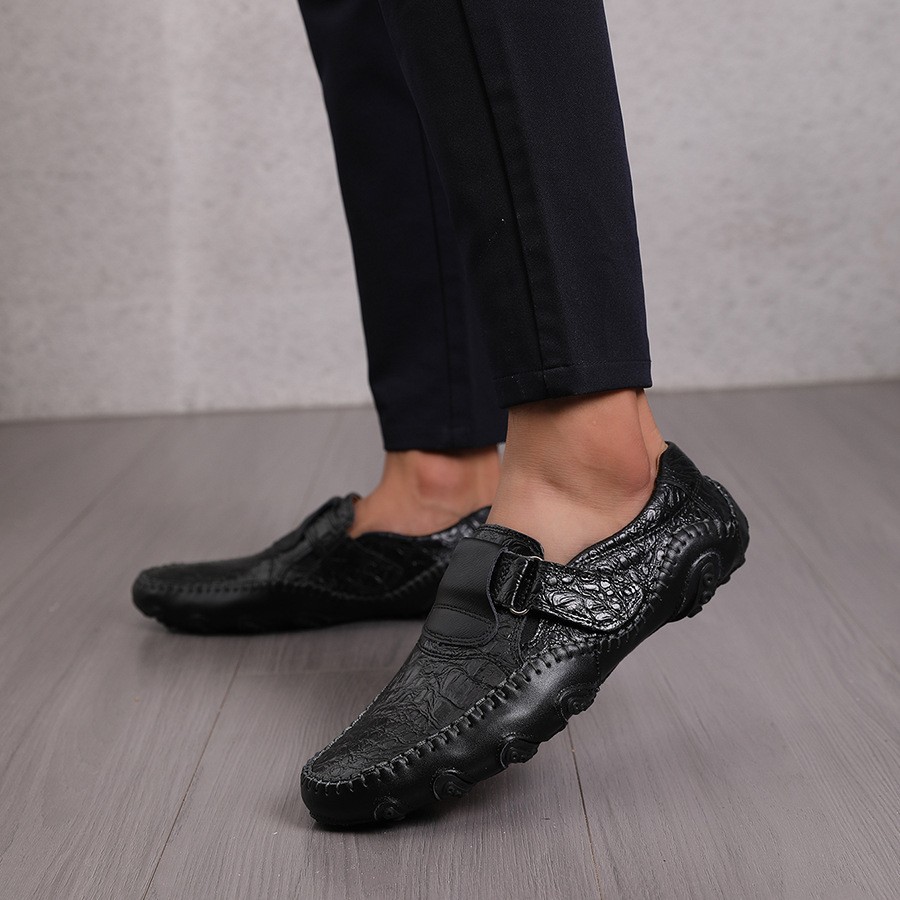 Zapatos de cuero casuales de invierno transfronterizos zapatos perezosos con cremallera lateral para hombres zapatos de negocios para hombres británicos zapatos de guisantes ligeros zapatos para hombres