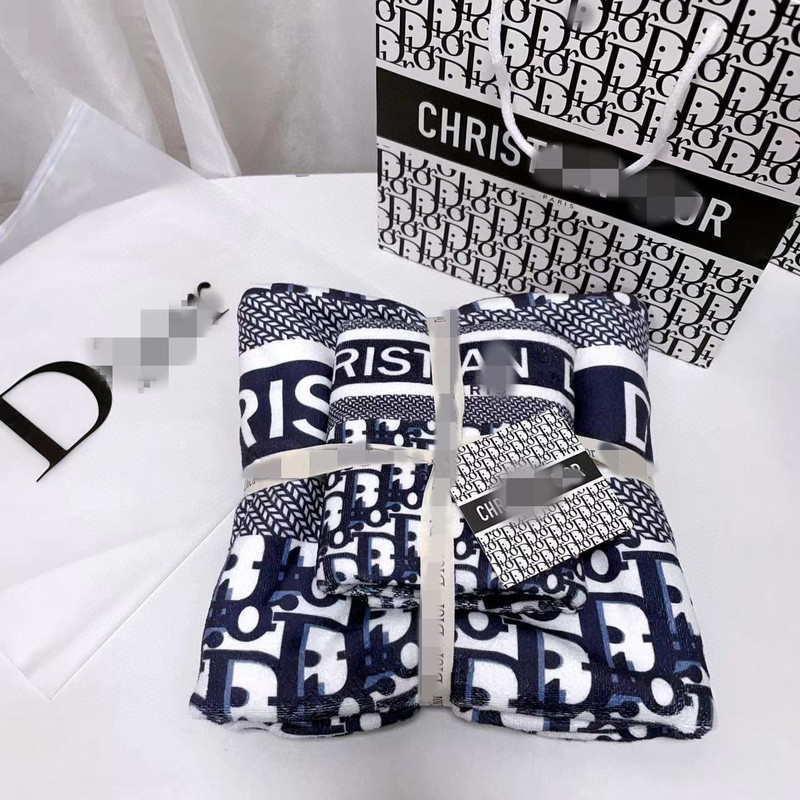 Factory in stock Chaozhou Brand Microfiber Digital Printing Beach Towel Household Couple Quick-drying Absorbent Large Towel Bath Towel Factory in stock Chaozhou Brand Microfiber Digital Printing Beach Towel Household Couple Quick-drying Absorbent Large Towel Bath Towel