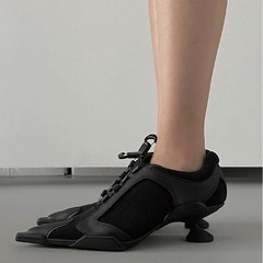 【現物】奇美拉シリーズ黒の先端運動風ハイヒールの女性ネット面が高くなりました。
