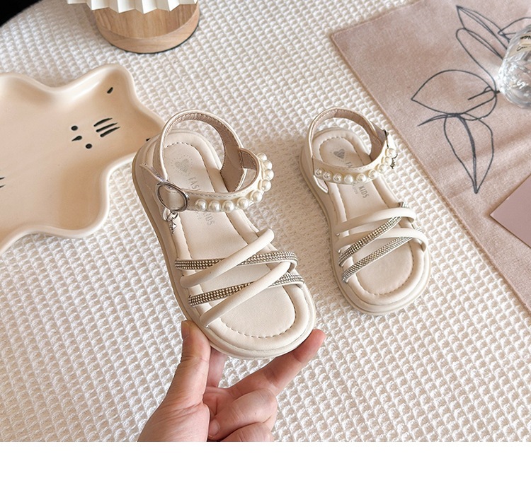Sandali bambina con perle e strass suola morbida estate_voghion.com