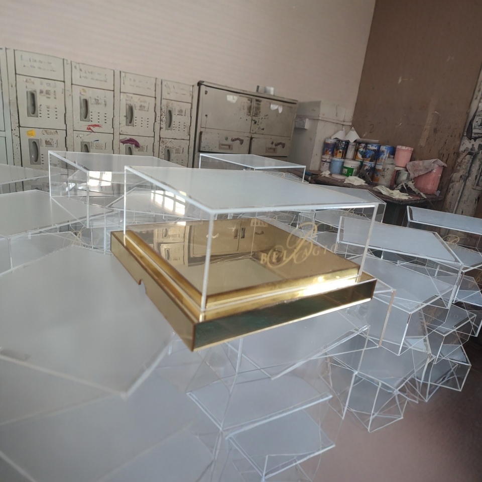 亚克力制品展示盒展示架收纳盒罩子展台托盘底座金色镜面高档
