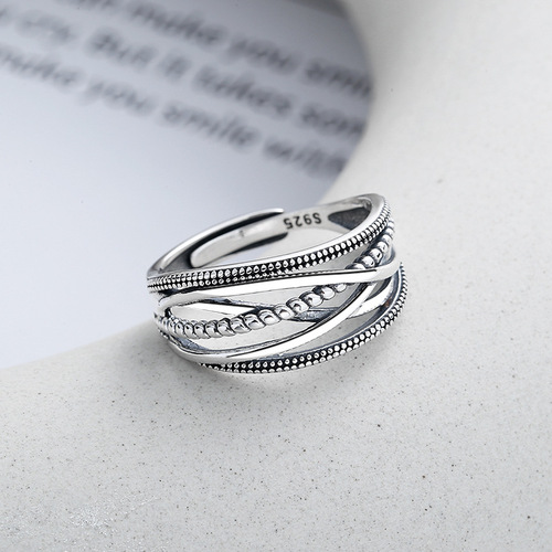 Yunchaoxuan S925 sterling silver Korean version ins cool style simple line twist twist cross-wound geometric open ring