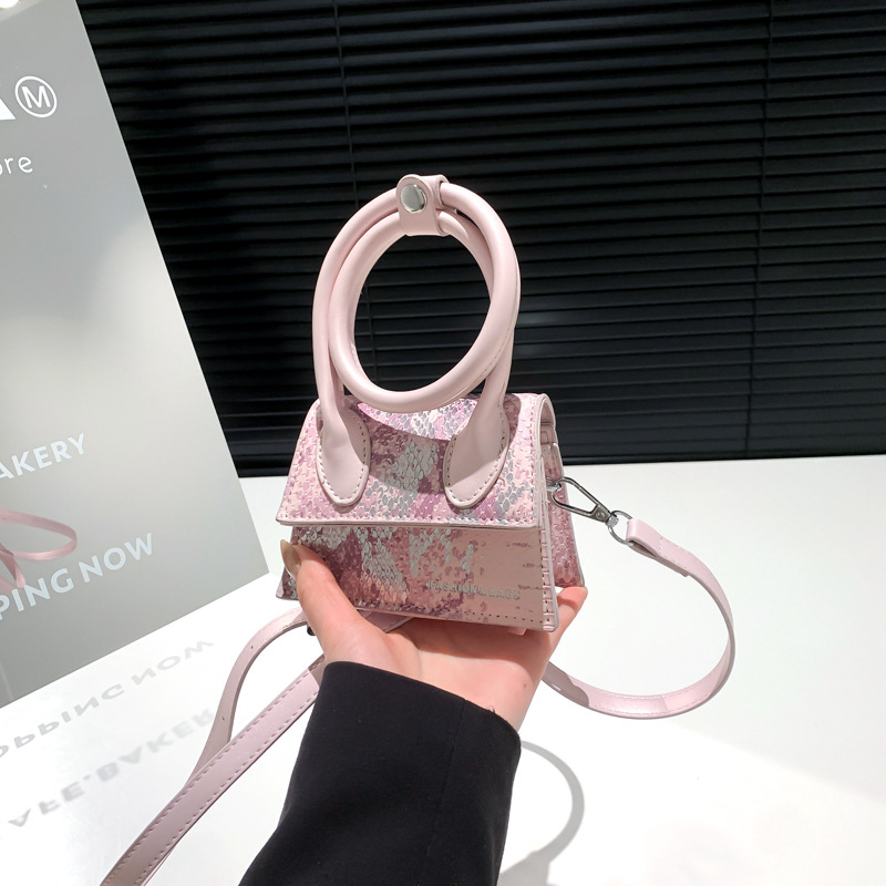 Bolso de moda transfronterizo 2025 primavera y verano nuevo bolso femenino personalizado bolso de hombro con estampado de piel de serpiente mini bolso de mensajero con letras