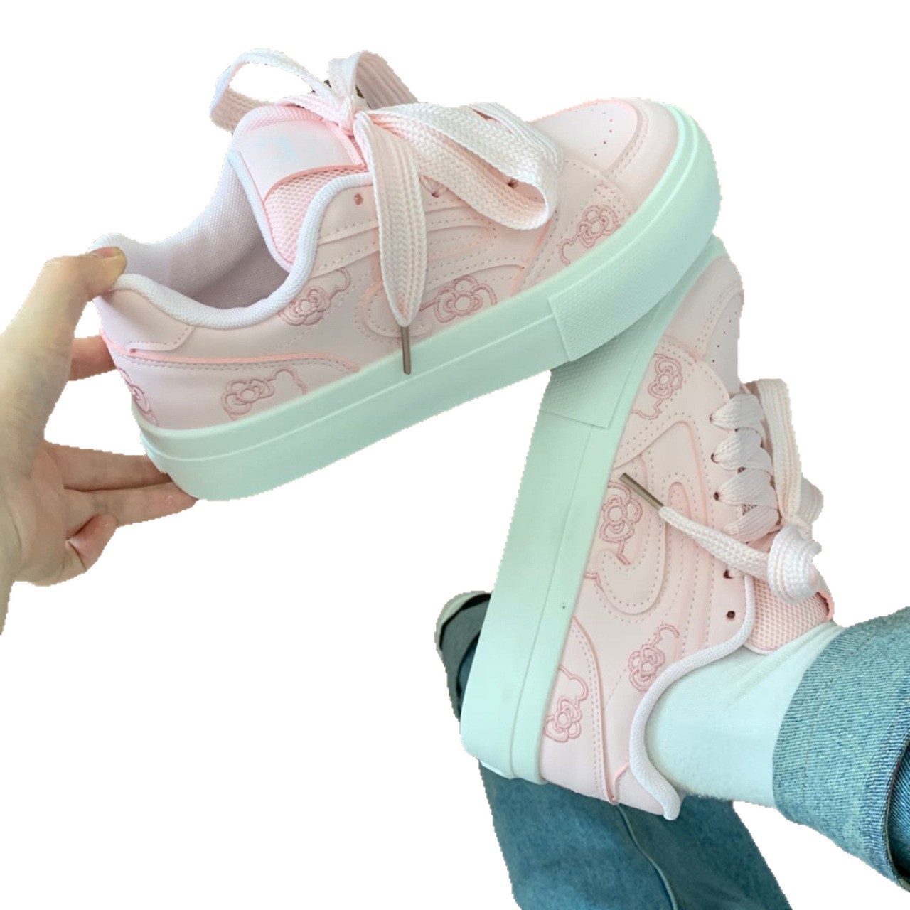 Zapatos blancos de primavera y otoño de 2025 nuevos nichos de diseño de moda zapatos de skate para mujeres cómodos zapatos de pan de Harajuku