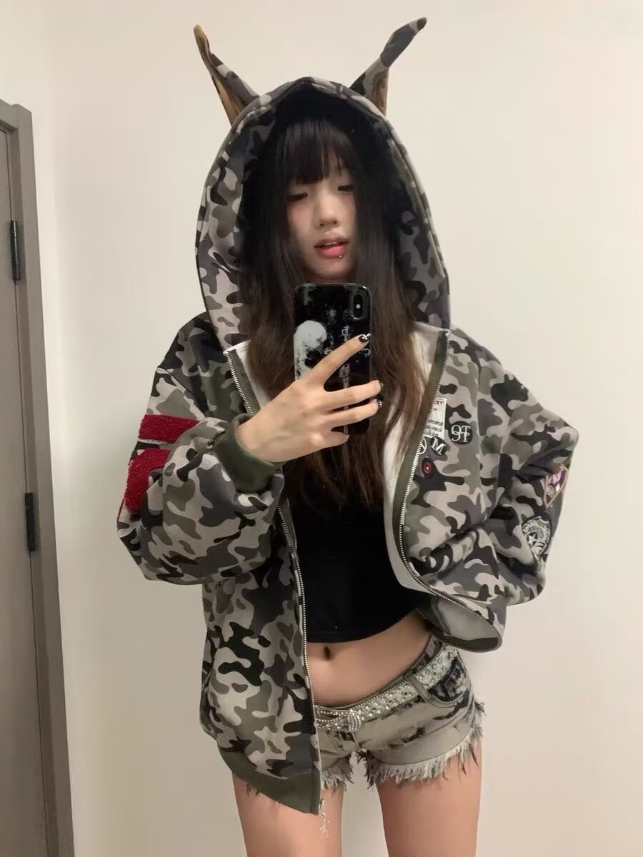 Sprayground Shark Mouth qrafiti kapüşonlu sviter ceket