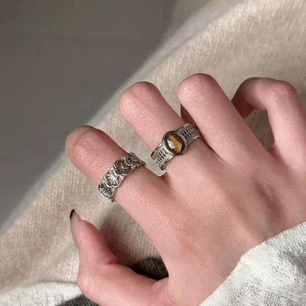 Medieval Style Vintage Hollow Carved Tiger Eye Stone Ring for Women, Niche Design Retro Plain Band Index Finger Ring