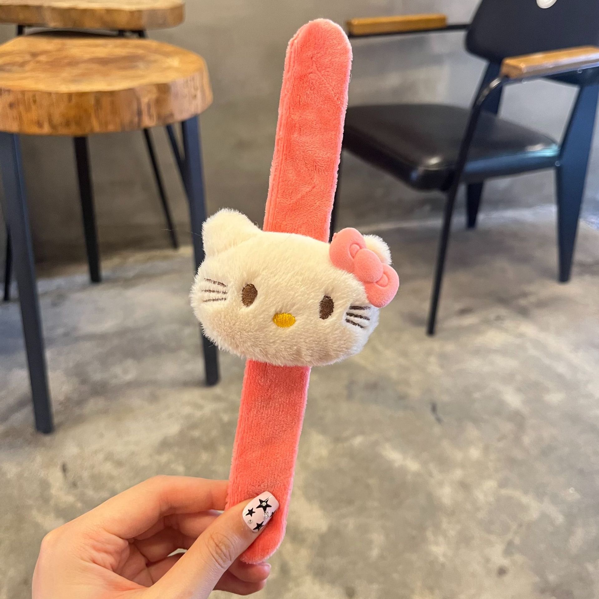 Anillo de felpa de dibujos animados, oso de mantequilla, correa de reloj de boda, pulsera para niños Kapibala, regalo de muñeca creativa