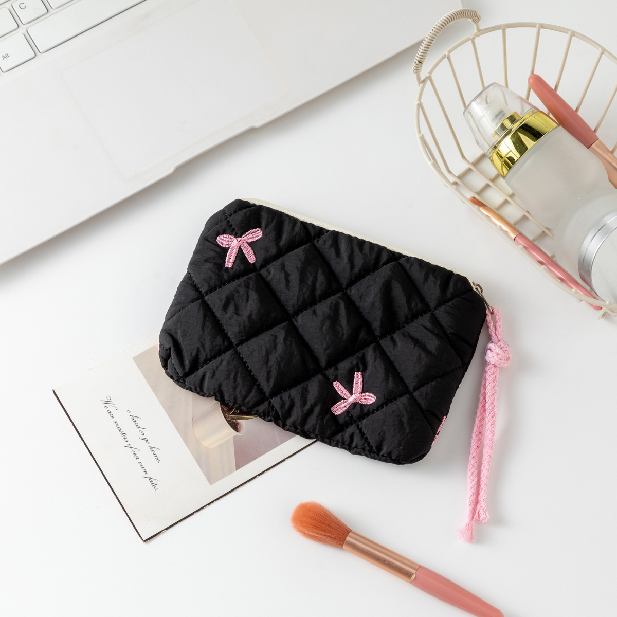 자수 리본 블랙 베이스