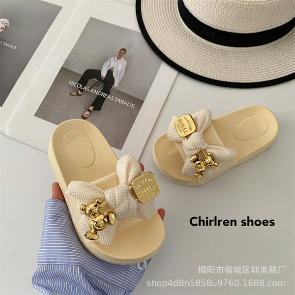 non-slip children's sandals with butterfly