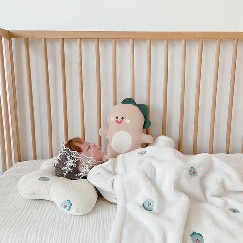Korean ins baby shaping cloud pillow pure cotton quilted baby anti-eccentric breathable sweat-absorbent shaping sleeping pillow