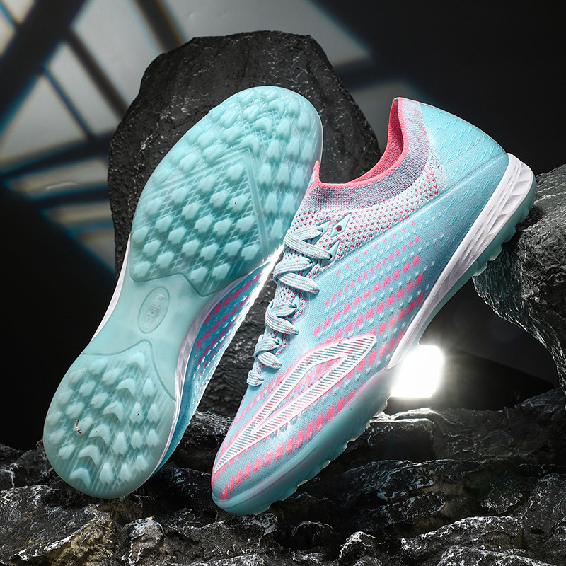 Lingsu Seamless Flyknit Low Top Soccer Shoes For Artificial Grass_voghion.com