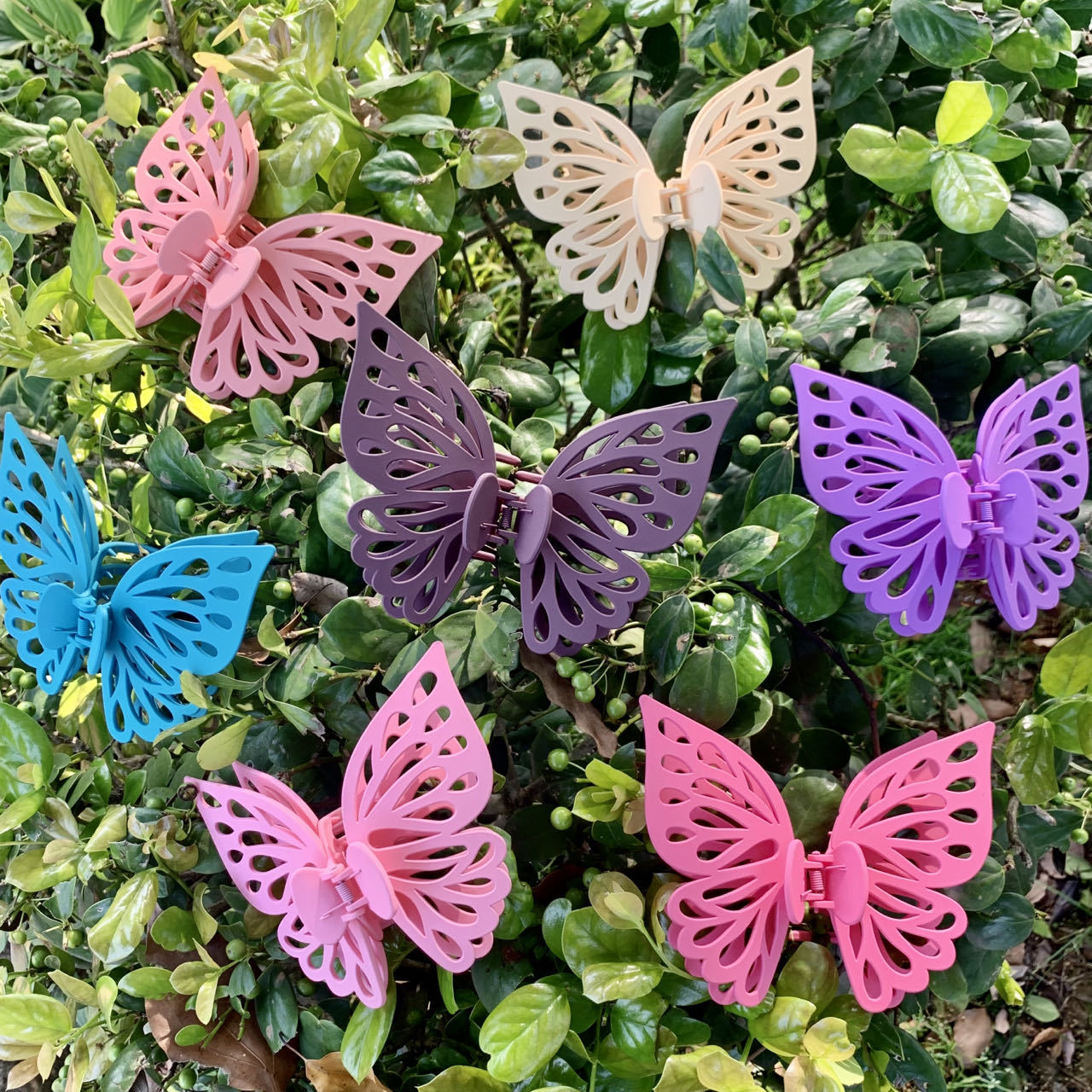 156g Weight Hair Claws Hair Accessories Type Sweet Butterfly Plastic Hair Claws