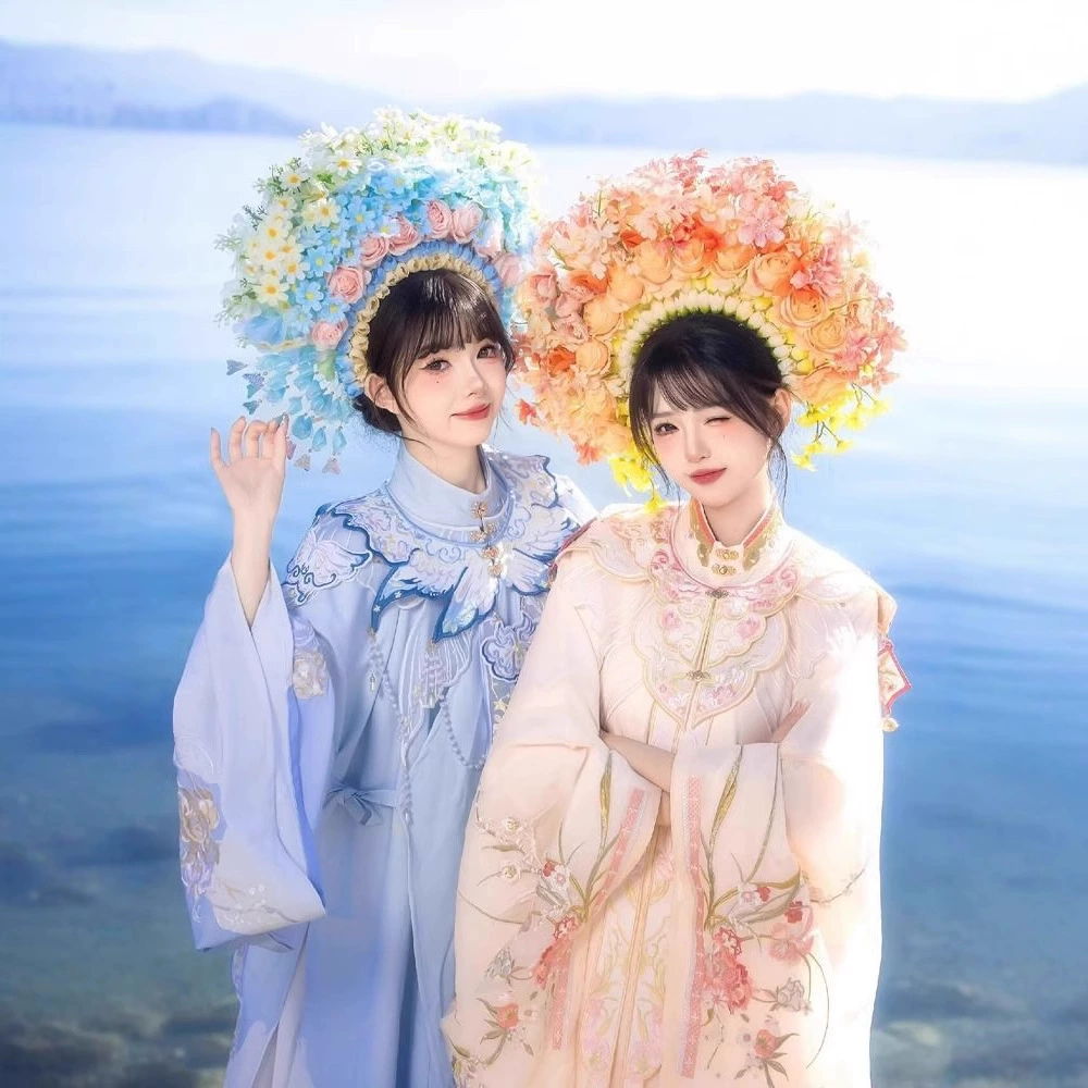 Quanzhou Hairpin Clothing Xunpu Женская одежда Головные уборы Юбка Hanfu Mamian Двубортная длинная рубашка в стиле Мин с воротником-стойкой и вышитыми облаками на плечах.