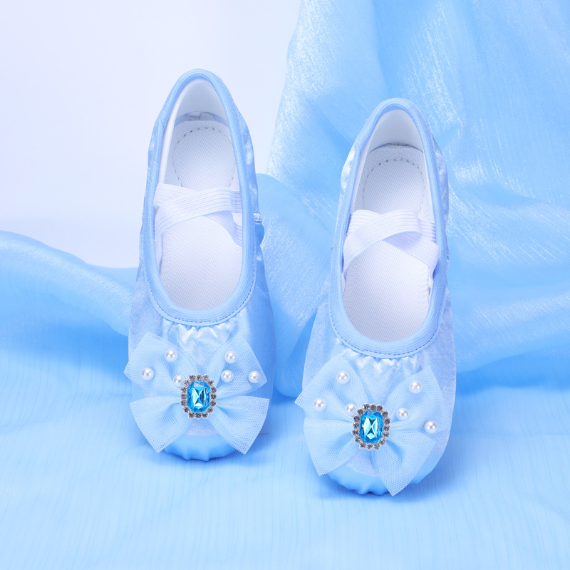 Blue Dance Shoes for Girls, Special Soft-Soled Dance Shoes for Girls and Toddlers, Chinese Dance Ballet 8027