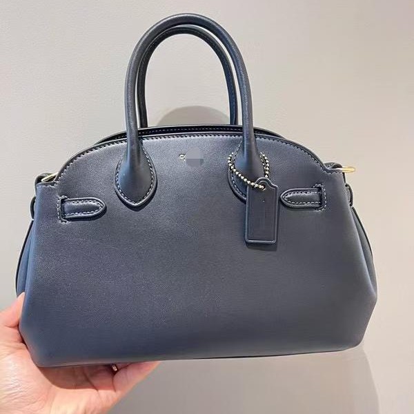 Kou C's 2025 新しい EMPIRE CARRYALL ポータブルボウリングバッグレトロ通勤ショルダークロスボディバッグ女性用