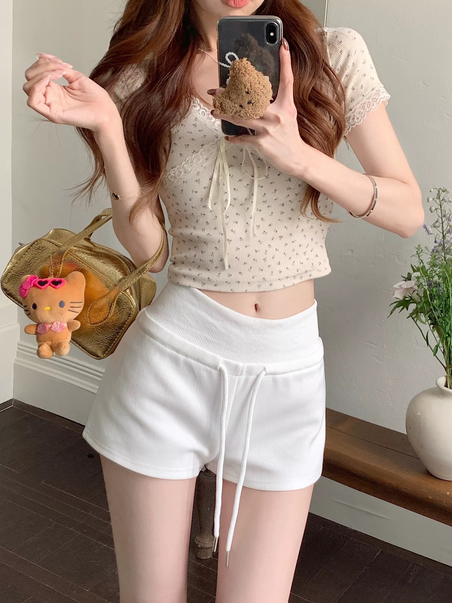 하얀색