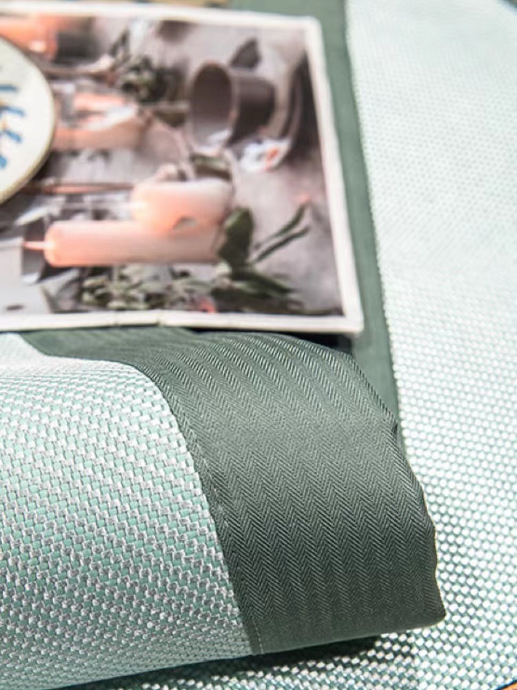 Ice Silk Pillowcase Set of One Pair for Home Use, Summer Solid Color Ice Vine Pillowcase, Foldable Mattress Pad