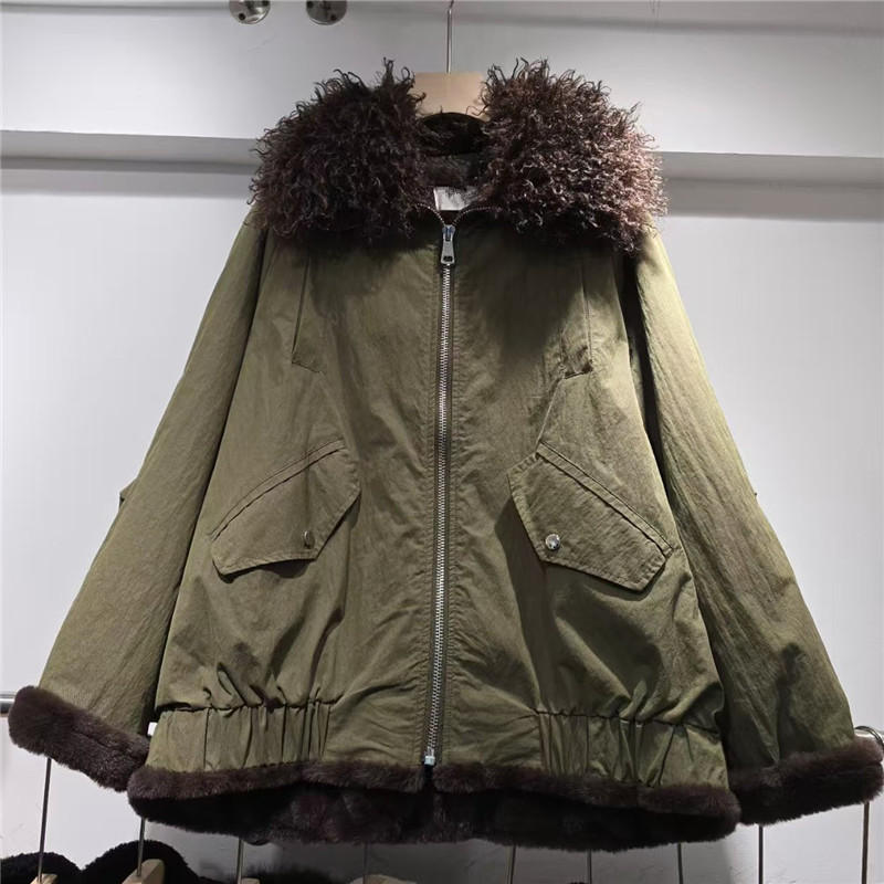 Piel verde militar en una chaqueta de parker para mujeres 2025 invierno nuevo suelto delgado moda chaqueta de estilo universal image 1