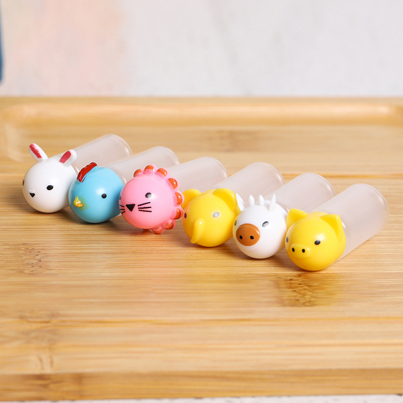 Kitchen daily necessities mini sauce bottle for outings portable tomato salad squeezing sauce bottle refill liquid seasoning bottle