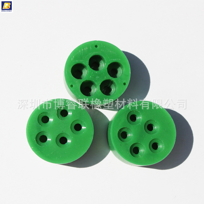 红色/绿色硅胶异形件 不规则密封硅胶件 价格优惠 厂家直销