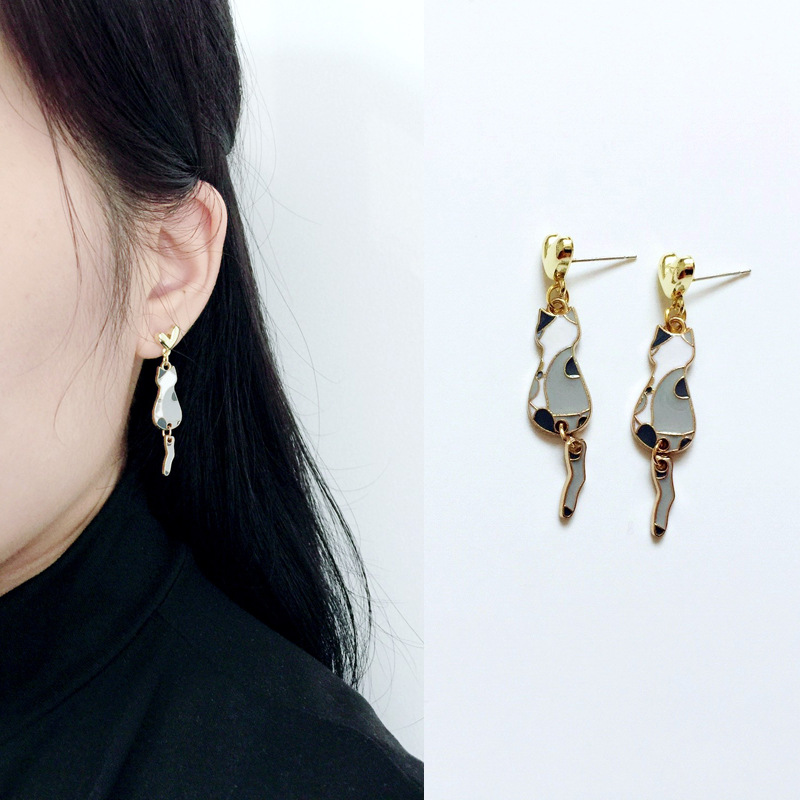 9g Weight Drop Earrings Classification 1 Pair Quantity Daily Occasion Alloy Material Cat Pattern Women'S Gender Enamel Design Cute Style Cute Cat Alloy Enamel Women's Drop Earrings 1 Pair 18