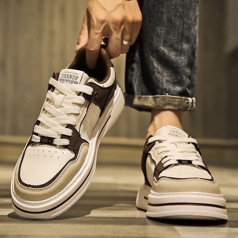 Men's 2023 Autumn New Trendy Brand Thick Small White Lightweight Soft Sole Board Versatile Flat Bottom Casual Shoes_voghion.com