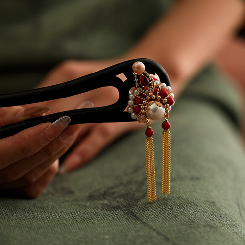 Gothic Style Modern Chinese Sandalwood Hair Pin U-shaped Daily Pinned Hairpin Vintage National Style Unique Design Wood Hair Pin