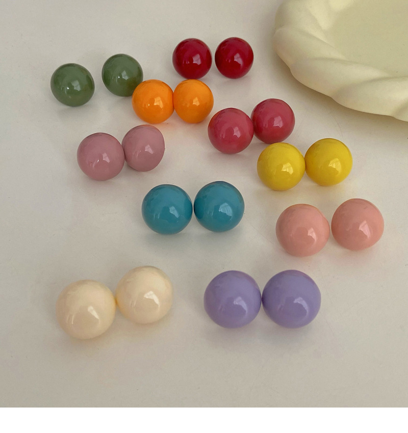 1 Pair Retro Simple Style Round Plastic Resin Ear Studs display picture 2