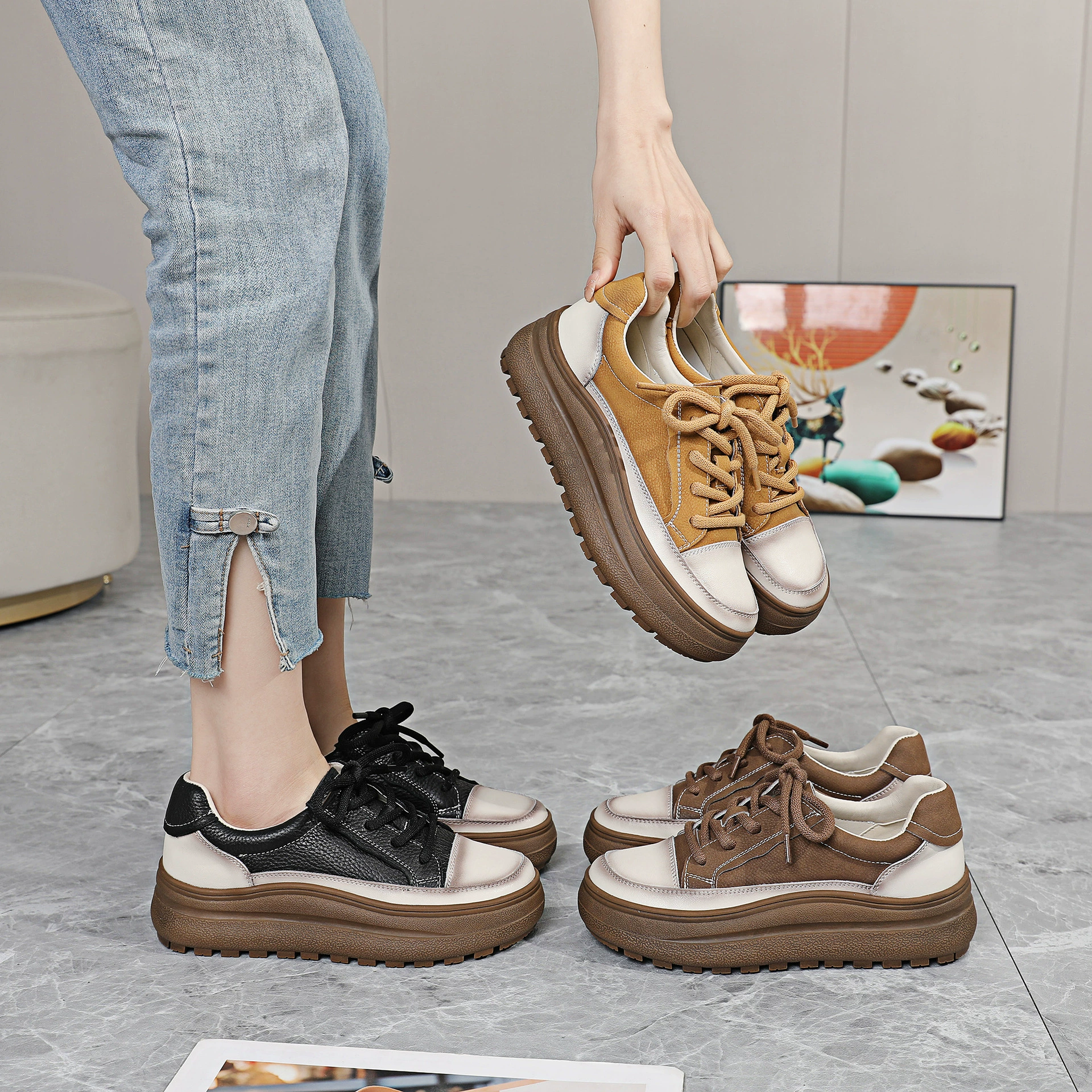 2024 новые кожаные дикие ретро повседневные туфли женская мягкая подошва обувь медсестра рабочая обувь женская одиночная обувь